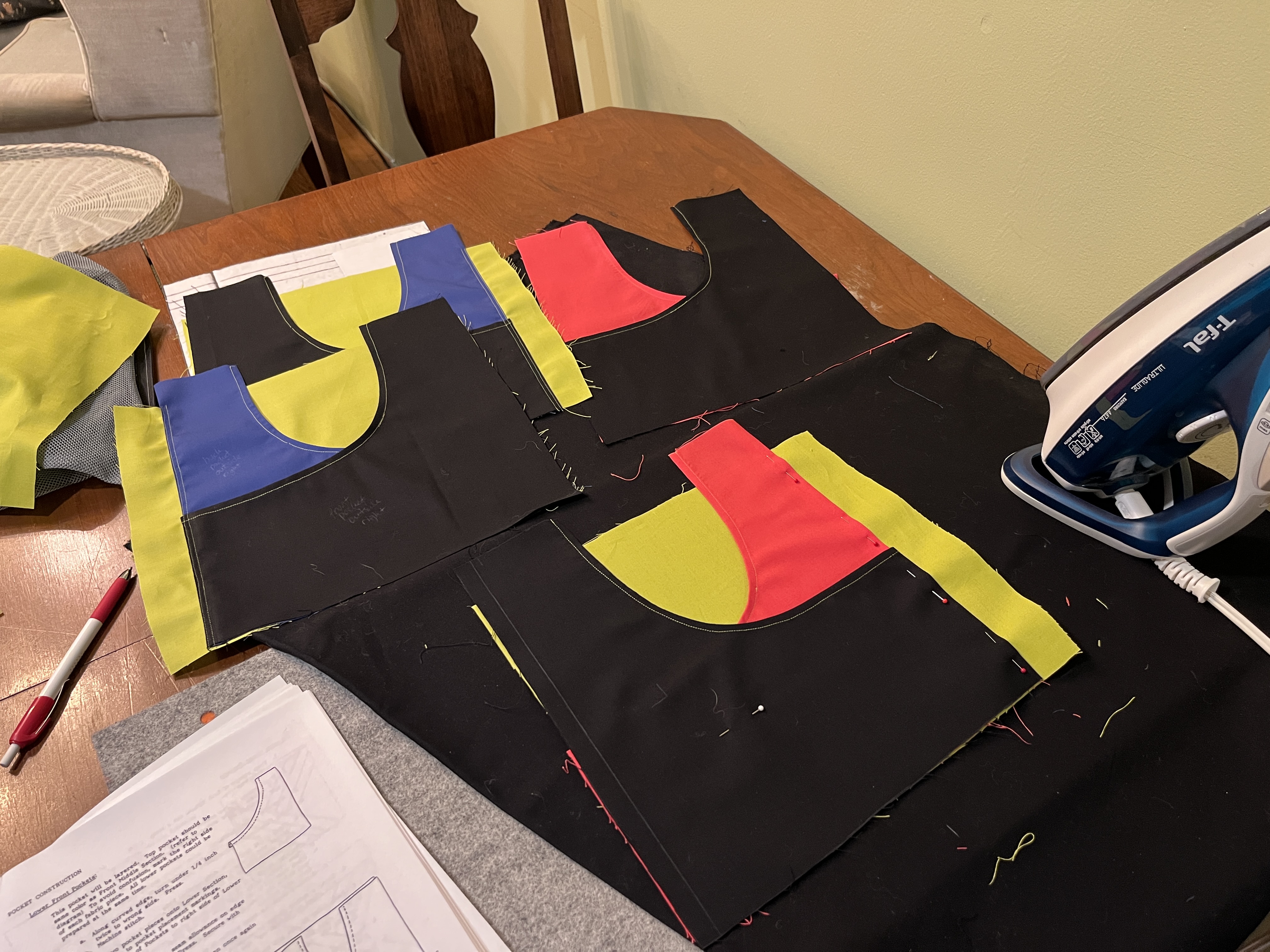 Assebling the lower pockets